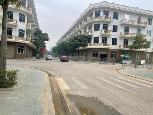 Nhà Phố Hào Nam - Kiên cố dân xây, vị trí vàng gần phố, 27m2 giá 6.6 tỷ